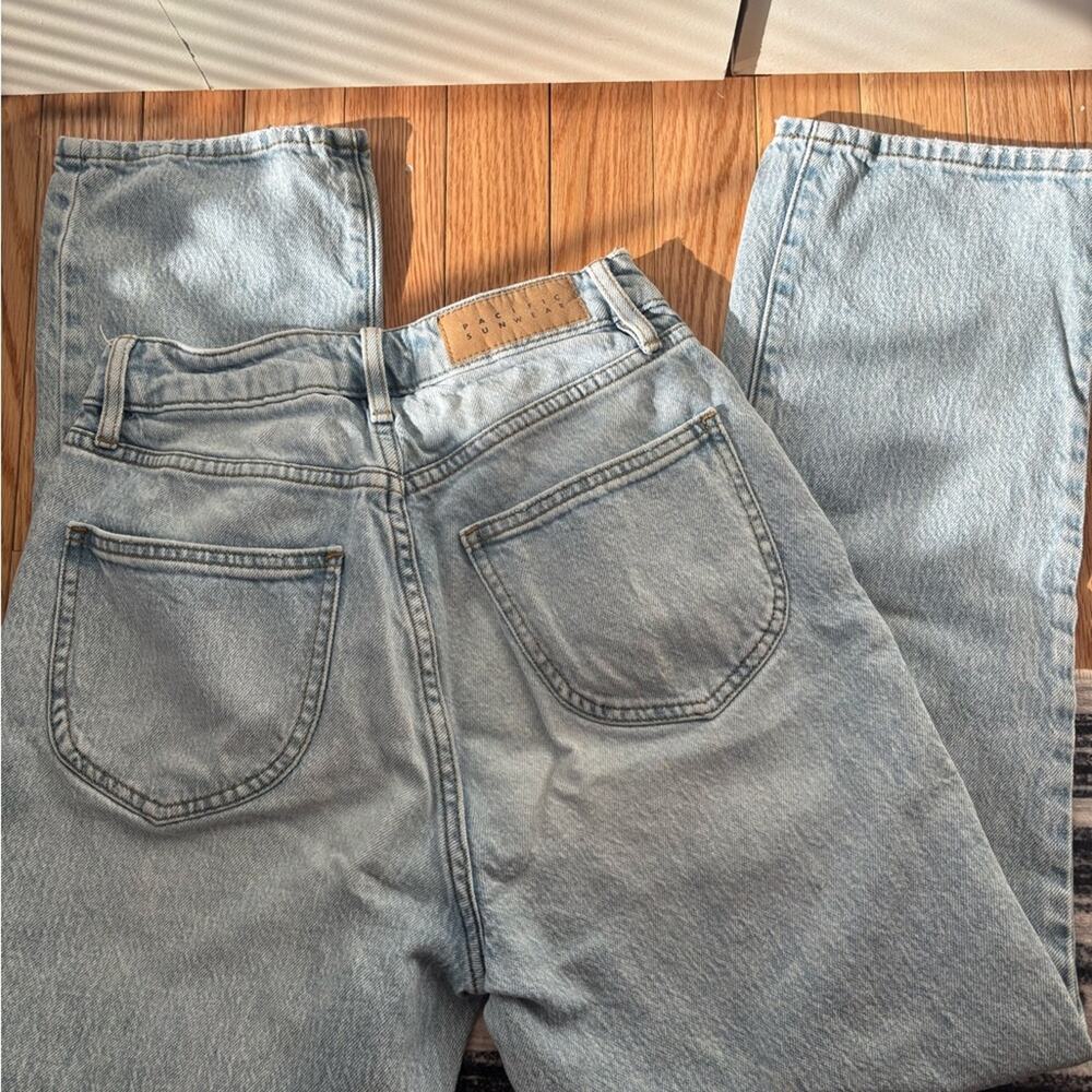 PacSun Women's Light Blue Straight Leg Jeans - Picture 6 of 6
